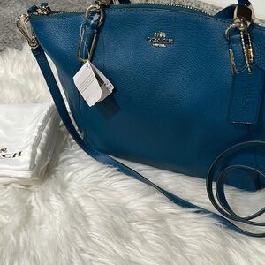 Authentic Coach Blue Leather Women's Bag